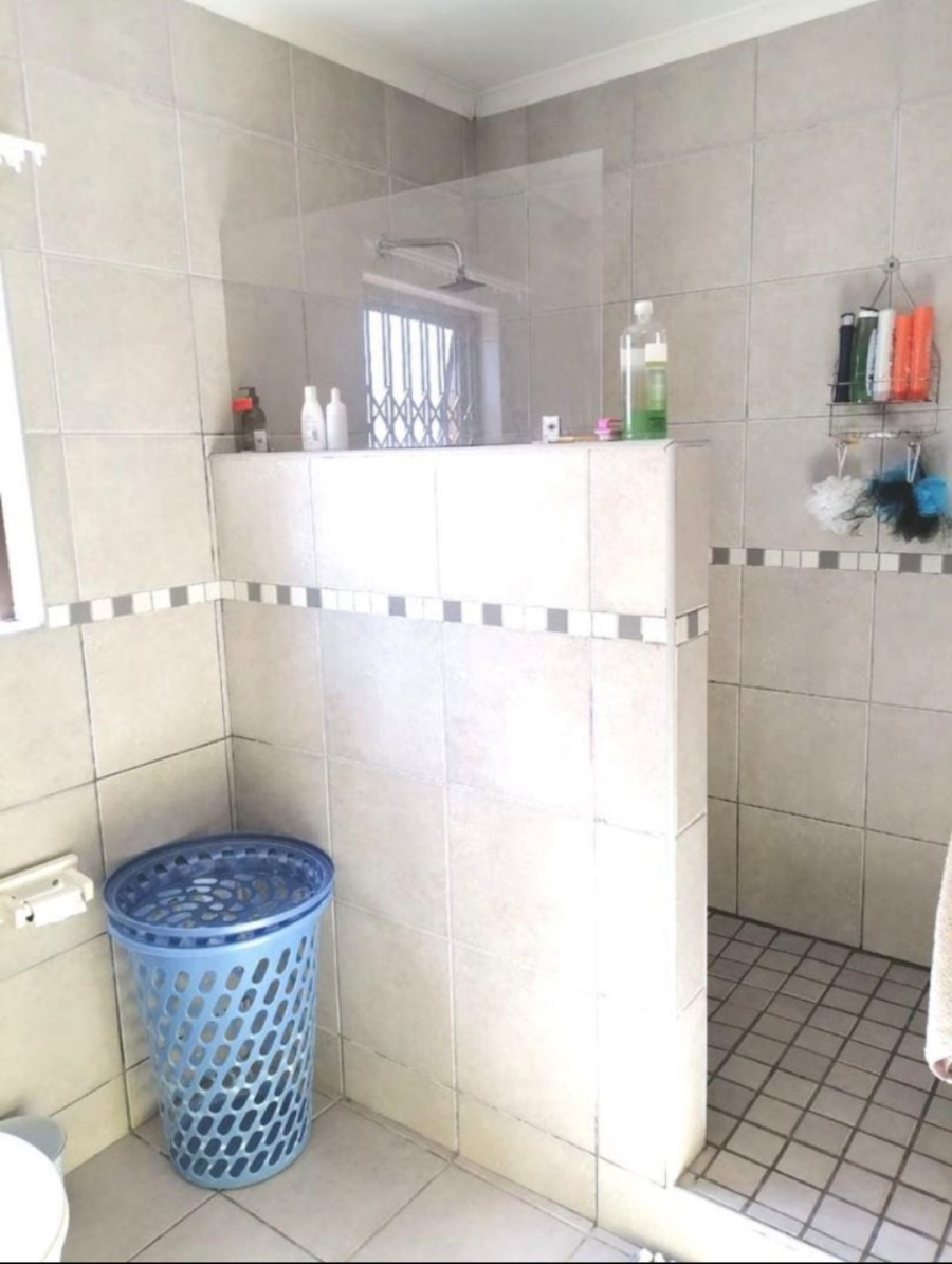 2 Bedroom Property for Sale in Noorsekloof Eastern Cape